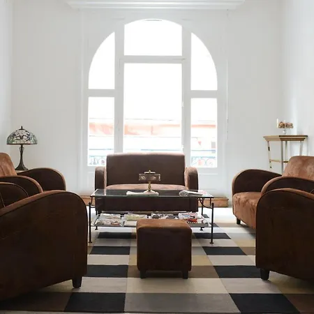 Avenue, Centre, Convivialite, Confort Apartment *
