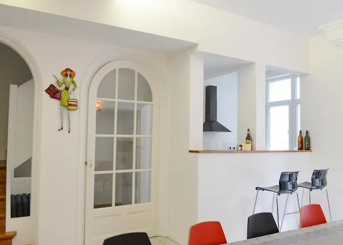 Avenue, Centre, Convivialité, Confort Apartamento